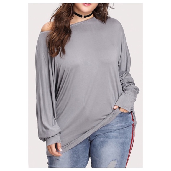 Tops - ➕ Off-Shoulder Wide cuff Tee